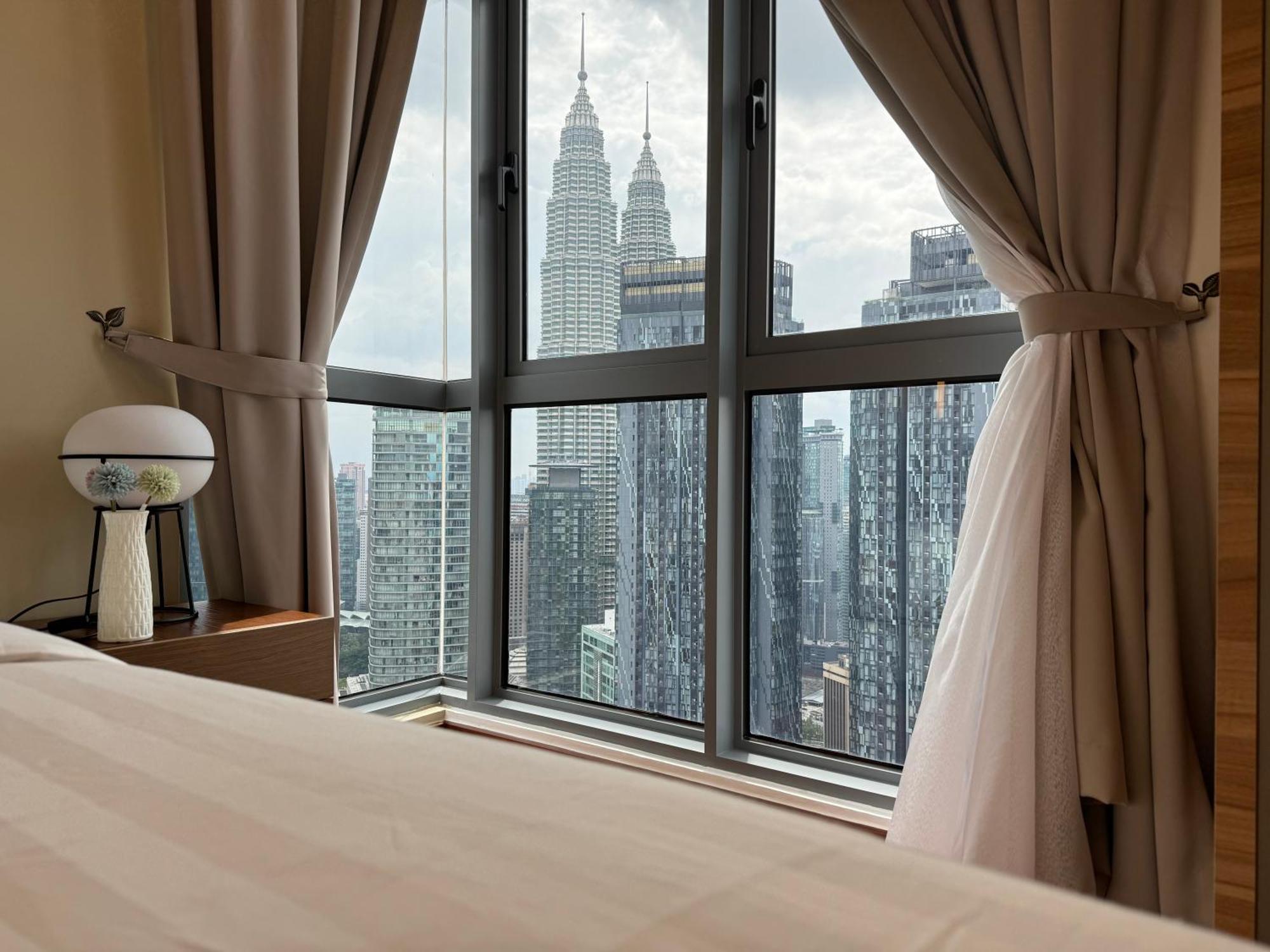 Royce Klcc Kuala Lumpur City Centre By Dormeo Destinations Zewnętrze zdjęcie